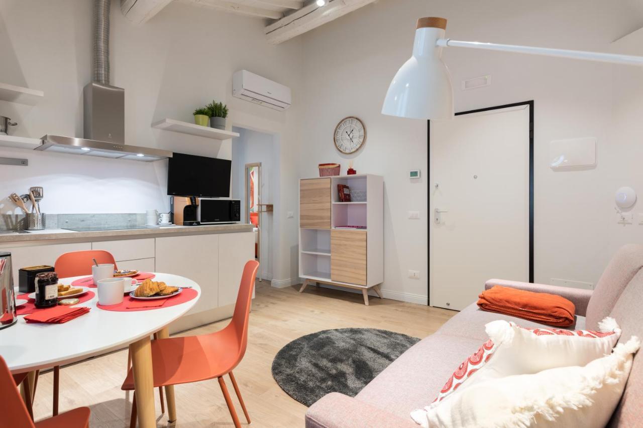 Living Walls Florence Apartments Екстер'єр фото
